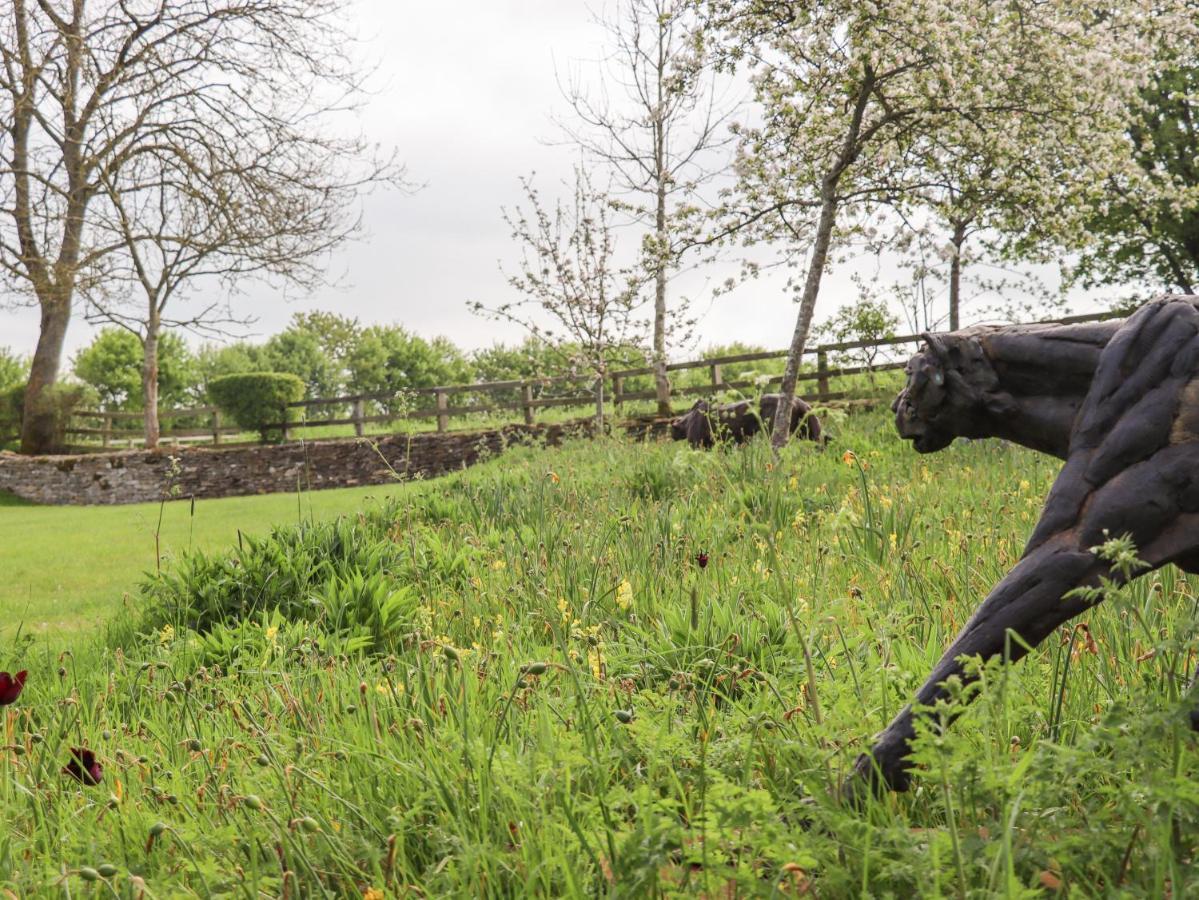 水上伯顿Foxhill Farm Barn别墅 外观 照片